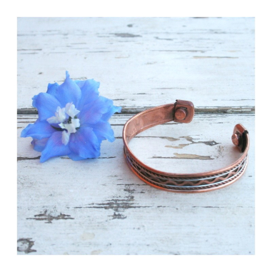 Zdravotní náramek s magnety