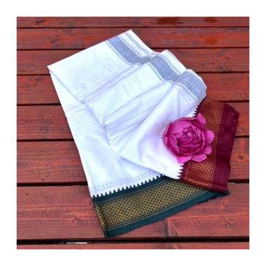 Dhotí pruhy, bordury bordó a zelená