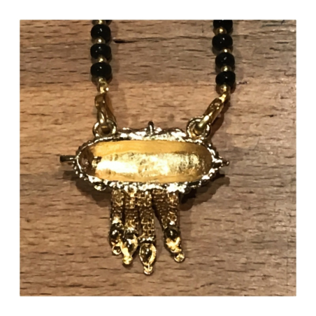 Náhrdelník černý s kavačou