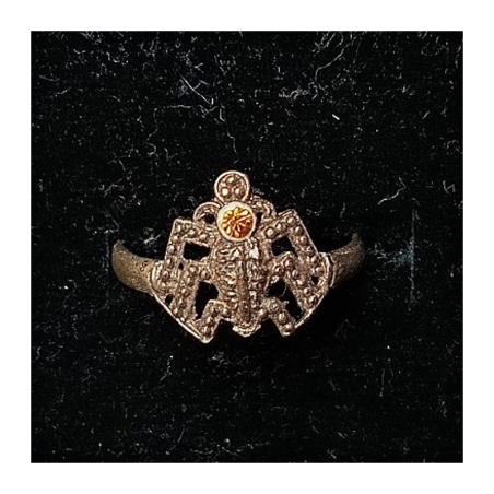 Orientální kovový prsten s barevným kamínkem