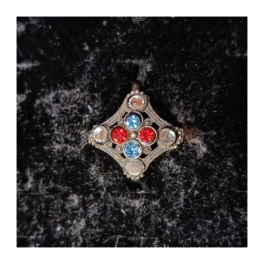 Orientální kovový prsten s barevnými kamínky 8