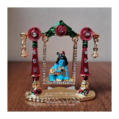 Malý Krišna z pozlaceného kovu