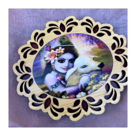 Dřevěná nálepka Krišna s kravičkou