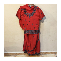 Komplet se štrasy červený - sukně úzká, halenka a dupatta