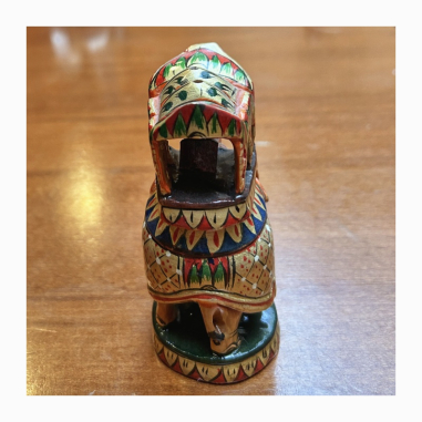 Slon s baldachýnem, pozlacený