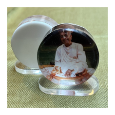 Obrázek Prabhupád pr. 5 cm, akryl, 4 typy