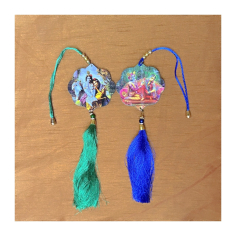 Oboustr. obrázek Rádha Krišna sedící k zavěšení 2