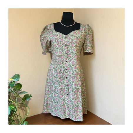 Šaty na knoflíky, vel. 40