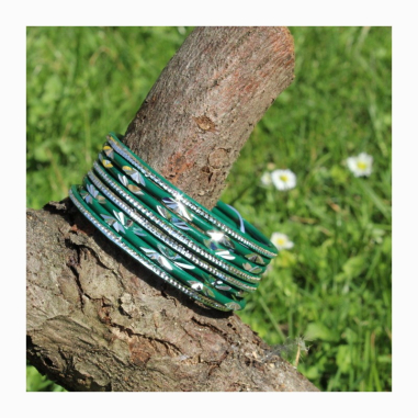 Náramky sada 8 ks kovový reliéf