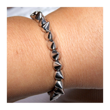 Náramek špičky kovové