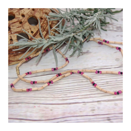 Kantimála 2ř. černý mezi červenými korálky