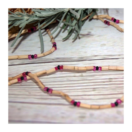 Kantimála 2ř. černý mezi červenými korálky