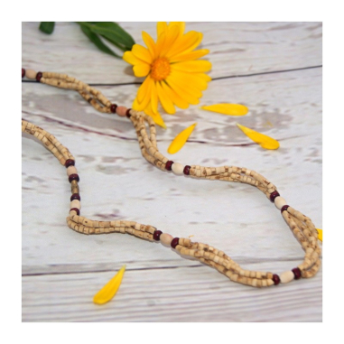 Kantimála 1ř. světlý mezi hnědými korálky na 3 řadách tulasí