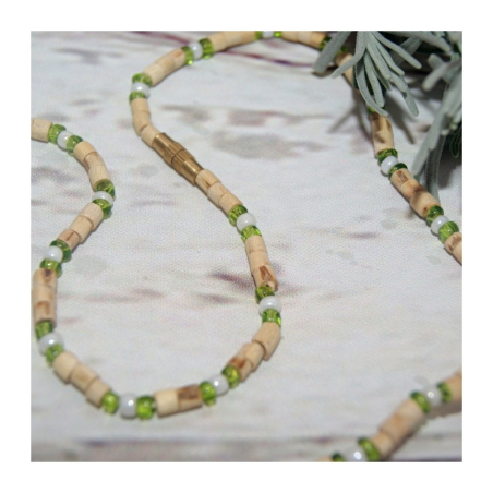 Kantimála 1ř. 1 bílý mezi 2 zelenými korálky