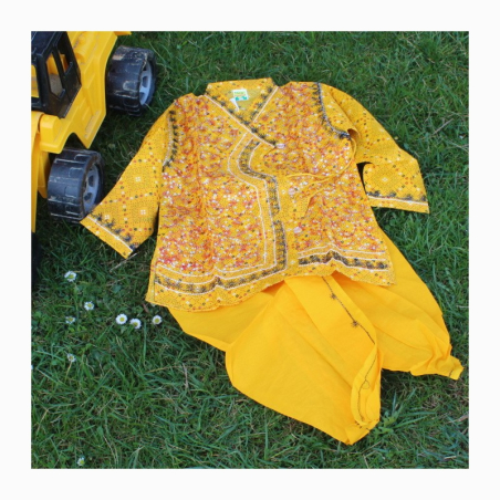 Chlapecký set žlutý a červený, vel. 24 a 28