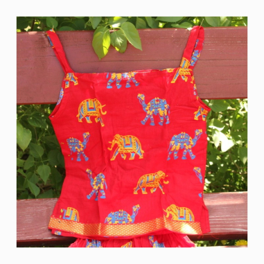 Dívčí set - top a sukně, sloni a velbloudi, vel. 32