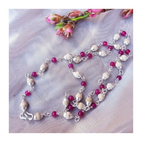 Kantimála 1ř. stříbrná s červeným kamenem