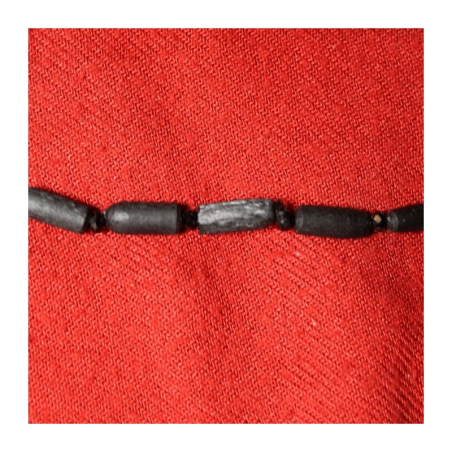 Kantimála 1ř. černá s černými vícestěnnými korálky