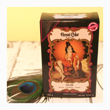 Přírodní barva černá