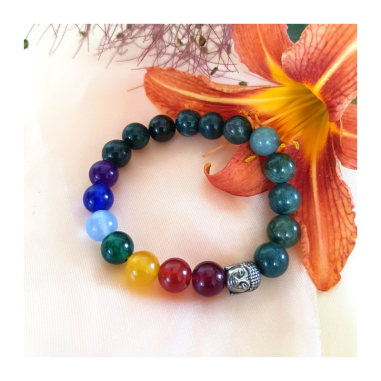 Náramek z minerálů