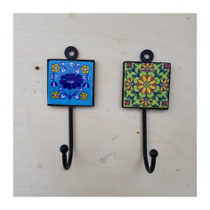 Háček na zeď čtvercový