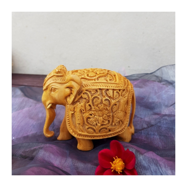 Velký slon vyřezávaný s dečkou na zádech 10 cm