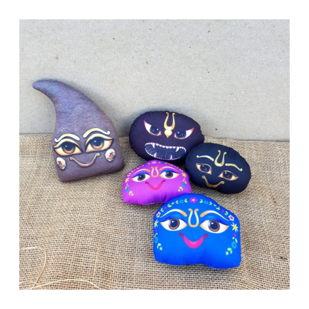 Panenky Posvátný kamínek Šíla 8 x 10 cm hnědý