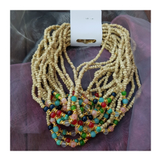 Kantimála 1ř. barevné korálky uprostřed