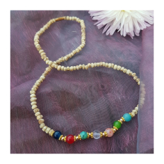 Kantimála 1ř. barevné korálky uprostřed 2